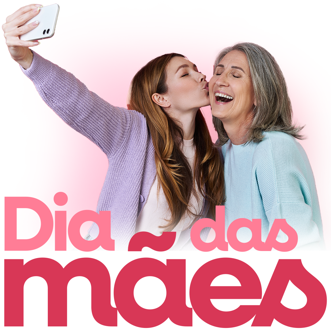 Imagem de um pai segurando o filho no colo